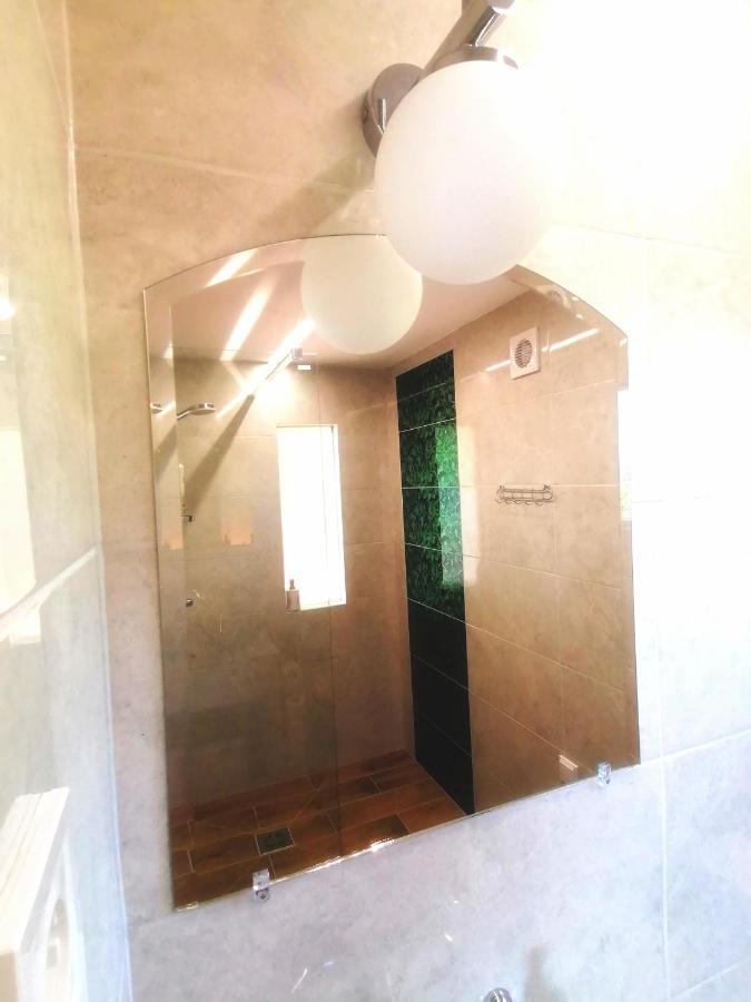Barkoca Es Szepkilatas Vendeghaz / Cabin Verőcemaros المظهر الخارجي الصورة
