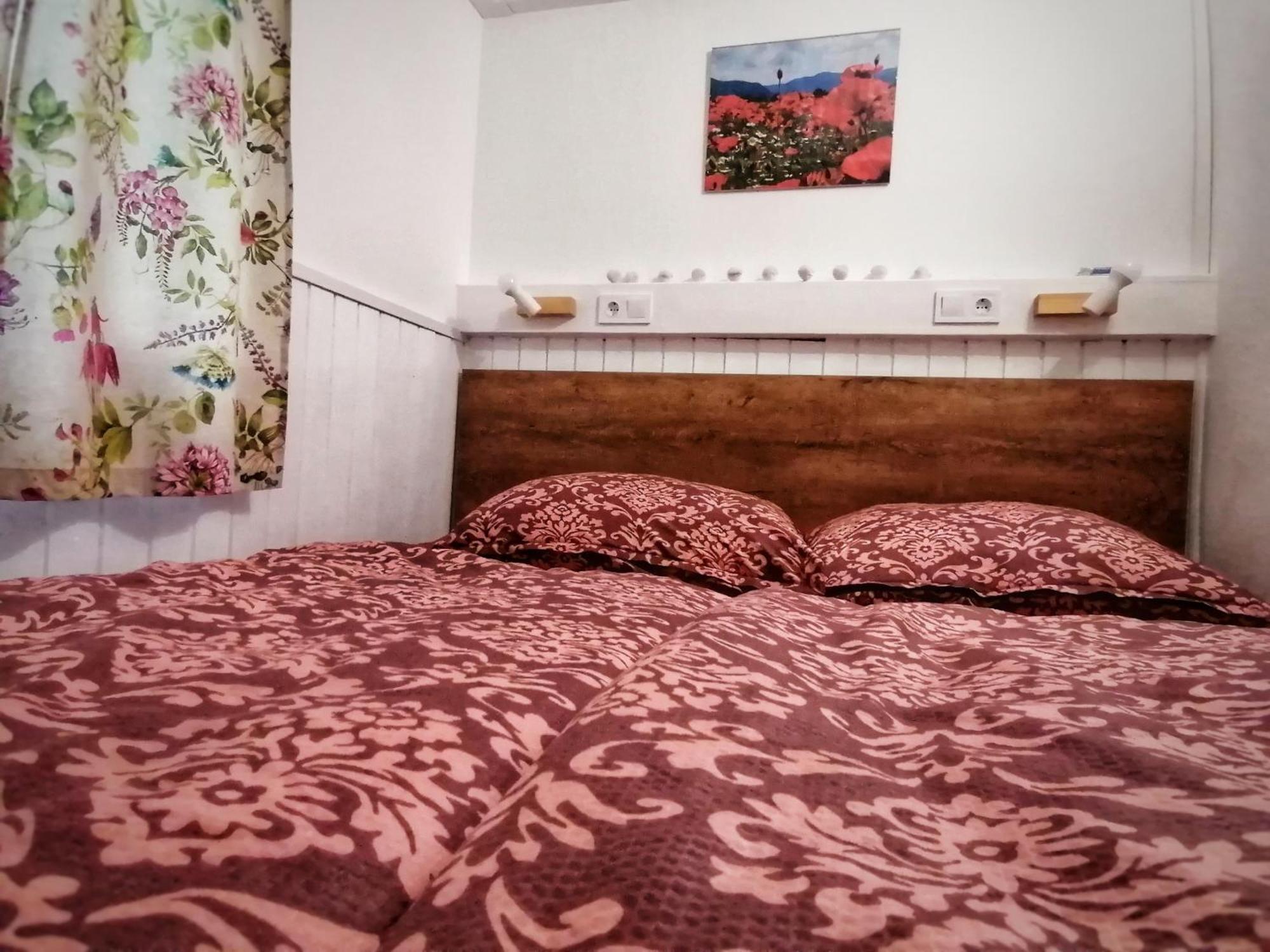 Barkoca Es Szepkilatas Vendeghaz / Cabin Verőcemaros الغرفة الصورة